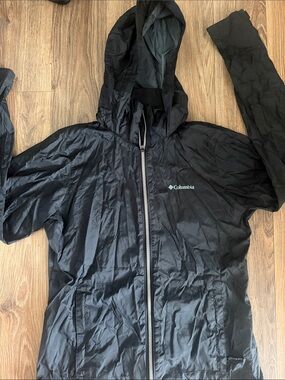 Columbia Black Packable Hooded Jacket